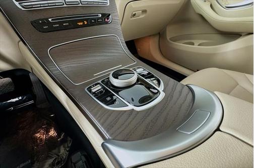 2019 Mercedes-Benz GLC 300 4MATIC