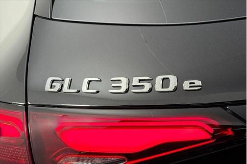 2025 Mercedes-Benz GLC 350e Base