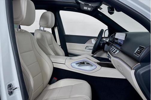 2025 Mercedes-Benz GLE 450e 4MATIC
