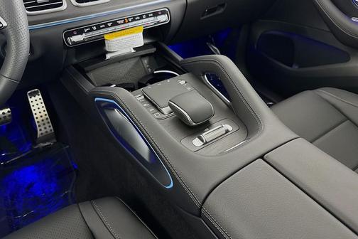 2026 Mercedes-Benz GLS 450 4MATIC
