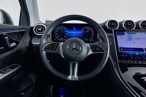 2025 Mercedes-Benz GLC 350e Base