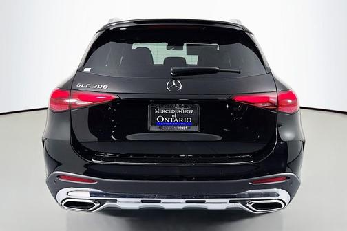 2026 Mercedes-Benz GLC 300 Base