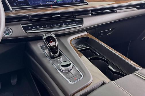 2023 Cadillac Escalade Sport Platinum