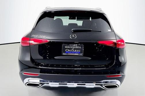 2026 Mercedes-Benz GLC 300 Base