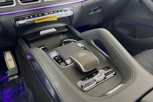 2026 Mercedes-Benz Maybach GLS 600 4MATIC