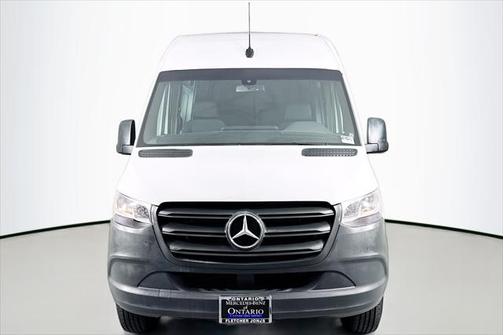 2020 Mercedes-Benz Sprinter 2500 Standard Roof