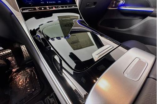 2025 Mercedes-Benz GLC 350e Base