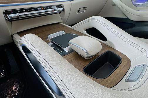 2025 Mercedes-Benz GLE 450e 4MATIC