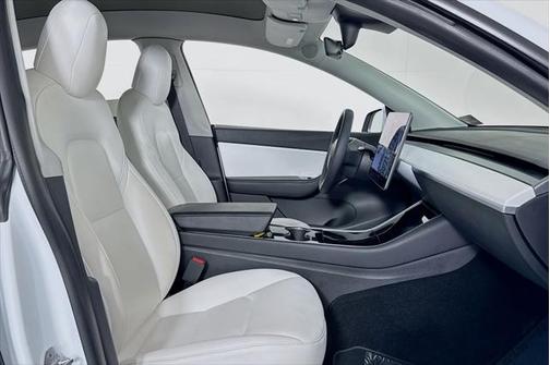 2021 Tesla Model Y Standard Range Rear-Wheel Drive