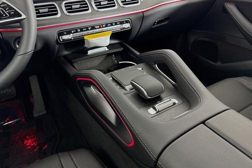 2026 Mercedes-Benz GLS 450 4MATIC