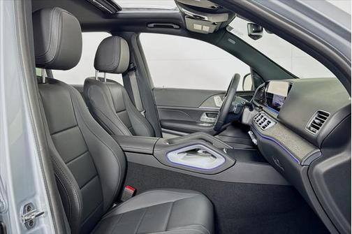 2025 Mercedes-Benz GLE 450e 4MATIC