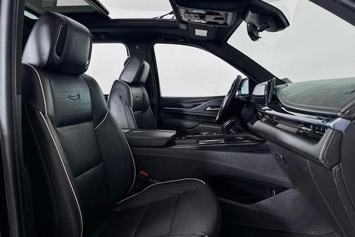 2021 Cadillac Escalade ESV Sport