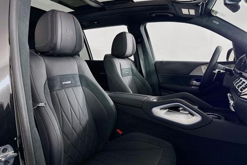 2026 Mercedes-Benz AMG GLS 63 Base