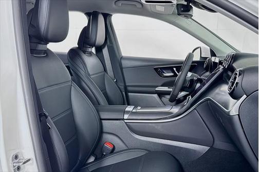 2025 Mercedes-Benz GLC 350e Base
