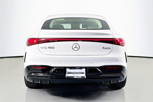 Polar White 2026 Mercedes-Benz EQS 450 4MATIC