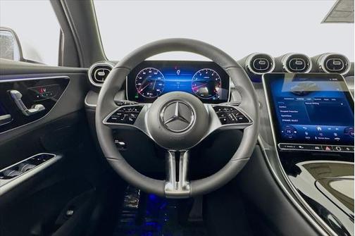 2025 Mercedes-Benz GLC 300 Base