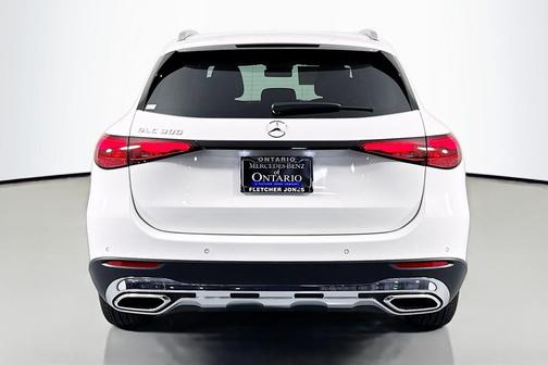 2025 Mercedes-Benz GLC 300 Base