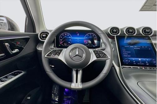 2025 Mercedes-Benz GLC 300 4MATIC