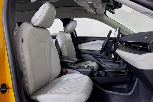 2022 Ford Mustang Mach-E Premium