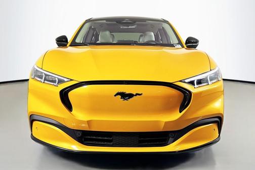 2022 Ford Mustang Mach-E Premium