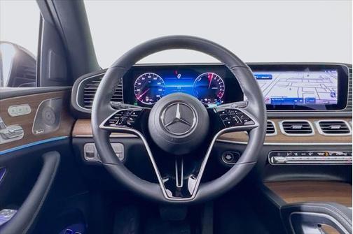 2025 Mercedes-Benz GLE 450e 4MATIC