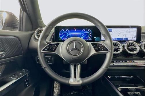 2024 Mercedes-Benz EQB 300 4MATIC