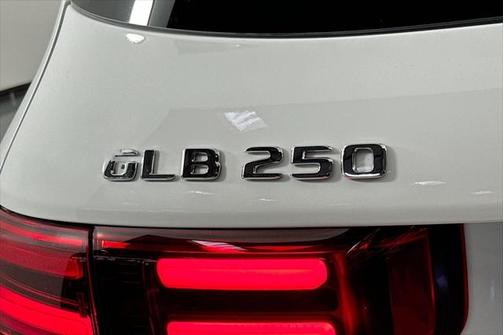 2025 Mercedes-Benz GLB 250 Base