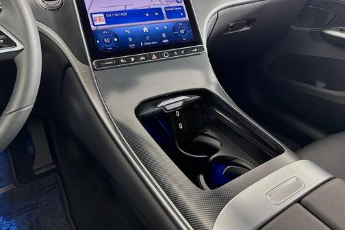 2025 Mercedes-Benz GLC 350e Base