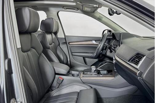 2023 Audi Q5 55 S line Premium Plus
