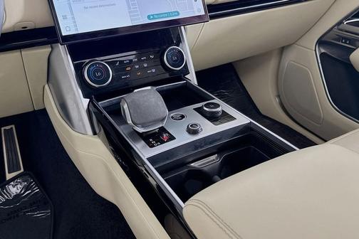 PORTOFINO BLUE 2023 Land Rover Range Rover P530 SE