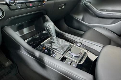 2024 Mazda Mazda3 FWD w/Preferred Package