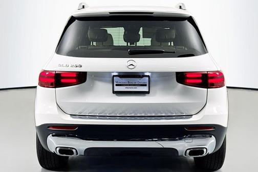 2026 Mercedes-Benz GLB 250 Base