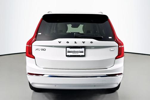 2022 Volvo XC90 Recharge Plug-In Hybrid T8 Inscription 6 Passenger