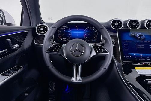2025 Mercedes-Benz GLC 300 Base