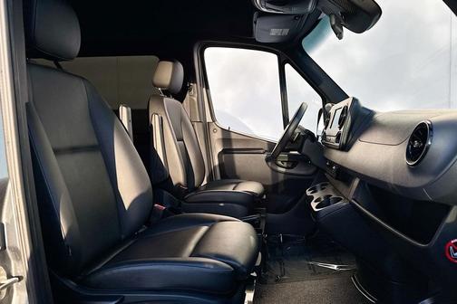 2019 Mercedes-Benz Sprinter 2500 High Roof