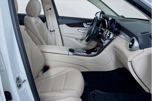 2021 Mercedes-Benz GLC 300 4MATIC