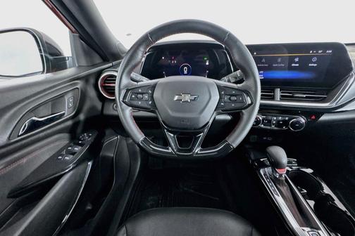 Cayenne Orange Metallic 2024 Chevrolet Trax FWD 2RS