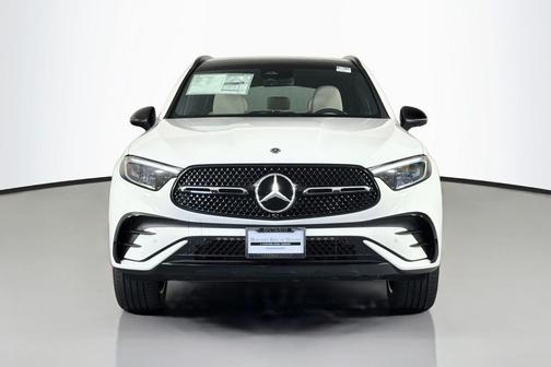 Polar White 2027 Mercedes-Benz GLC 350e Base