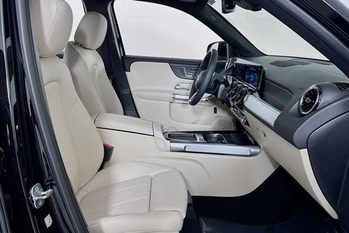 2026 Mercedes-Benz GLB 250 Base