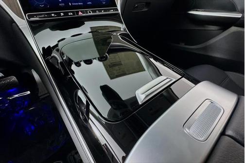 2025 Mercedes-Benz GLC 350e Base