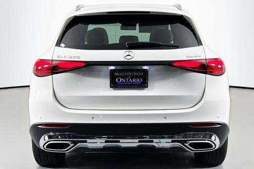 2026 Mercedes-Benz GLC 300 4MATIC