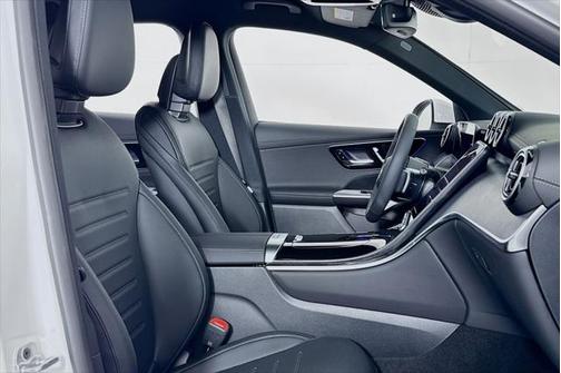 2025 Mercedes-Benz GLC 350e Base
