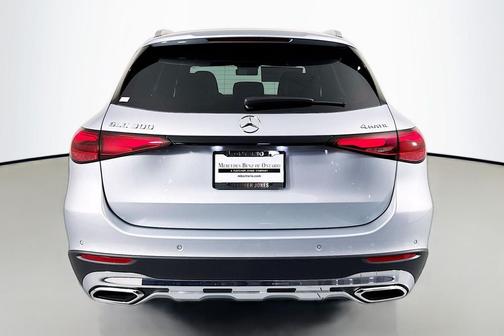 2026 Mercedes-Benz GLC 300 4MATIC