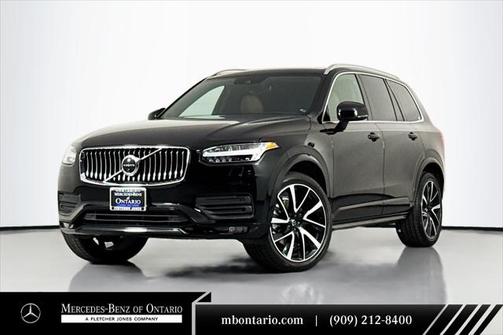 2022 Volvo XC90 T6 Momentum