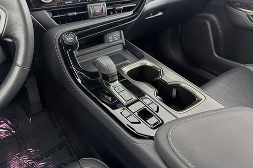 2023 Lexus NX 450h+ Luxury
