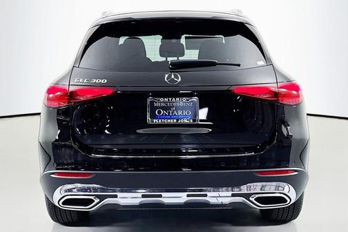 2026 Mercedes-Benz GLC 300 Base
