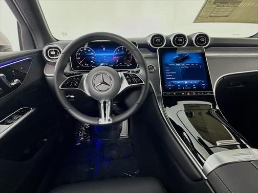 2025 Mercedes-Benz GLC 300 Base