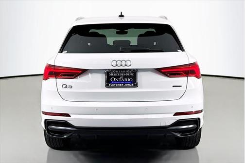 2022 Audi Q3 45 S line Premium