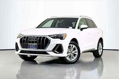 2022 Audi Q3 45 S line Premium