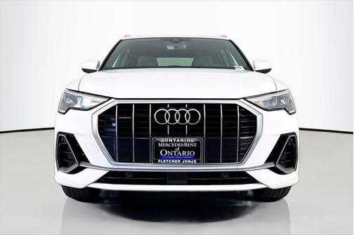 2022 Audi Q3 45 S line Premium